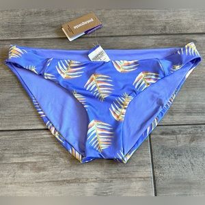 Patagonia women’s swim bottoms, NWT, sz M, Palm of My Hearts: light violet blue